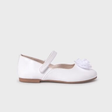 Girls white Mary jane shoes with tulle detail Mayoral 47531 Girls white Mary jane shoes with tulle detail Mayoral 47531