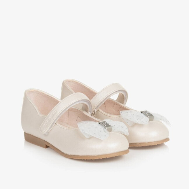 Girls ivory faux leather bow pumps Mayoral 41537 3 Girls ivory faux leather bow pumps Mayoral 41537 3